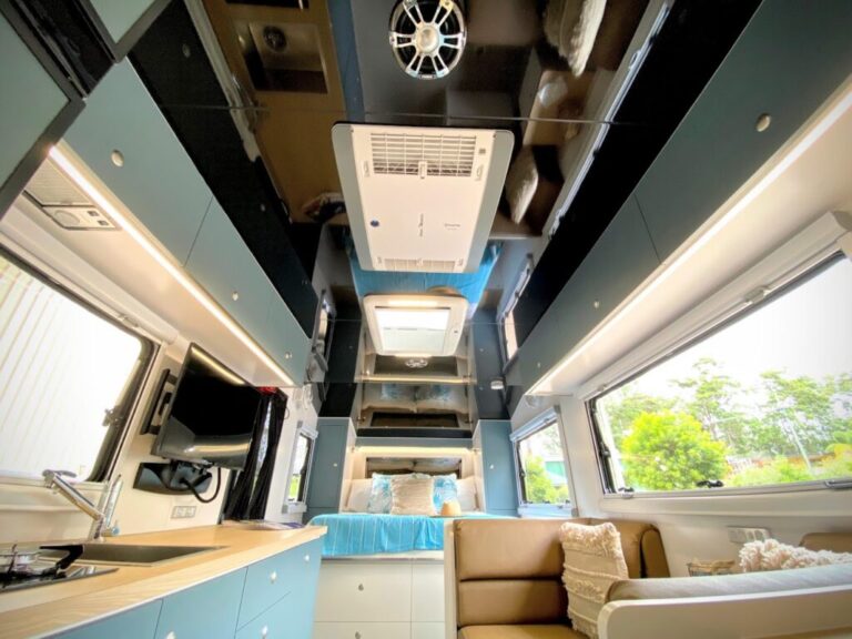 19′ show van 2021
