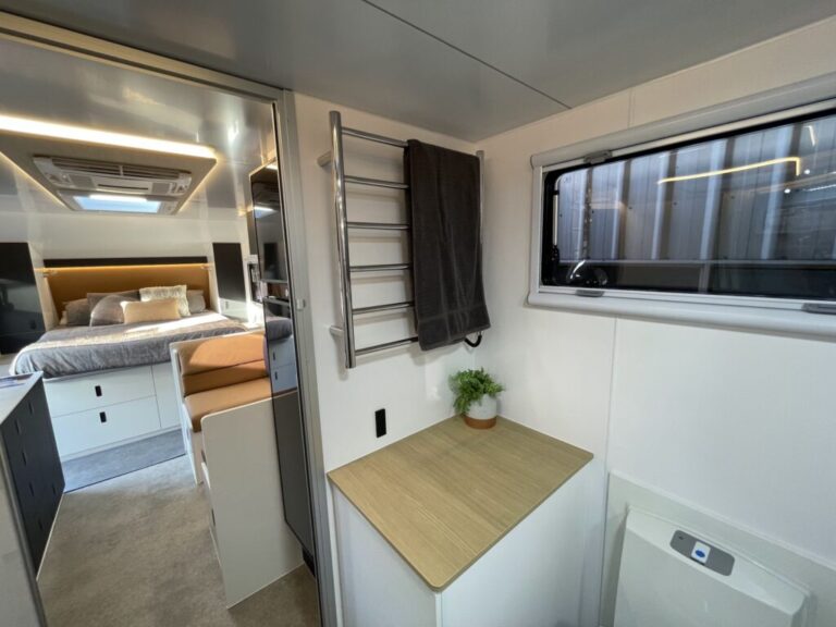 20′ show van 2023