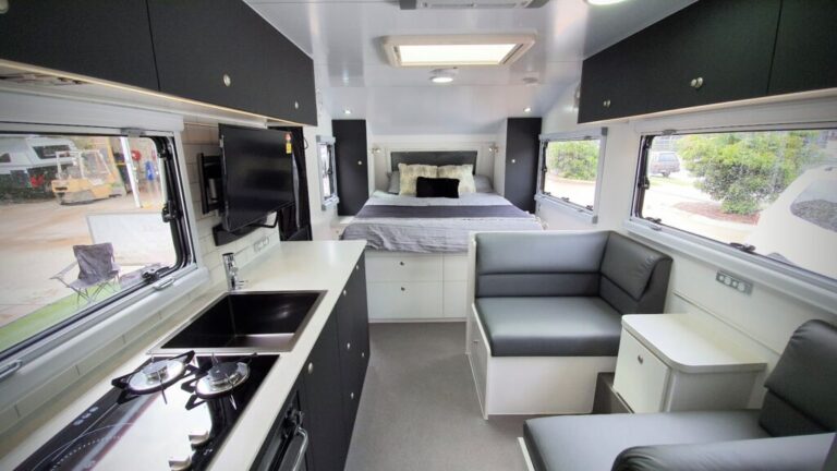 20′ show van 2020