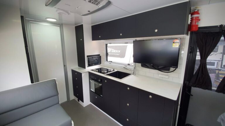 20′ show van 2020