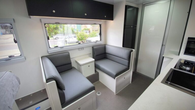 20′ show van 2020
