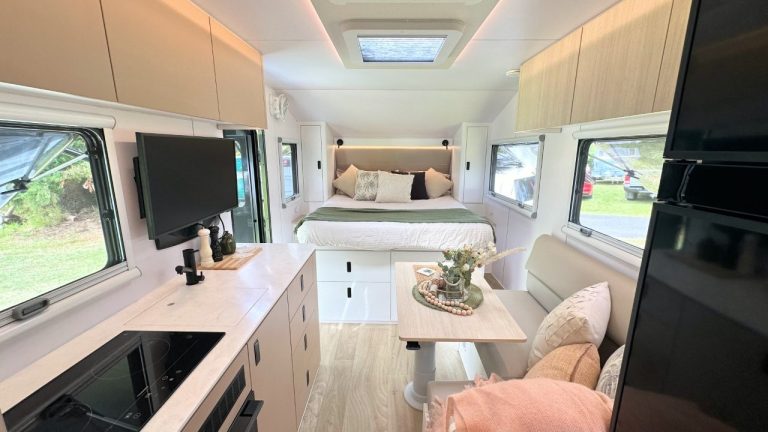 19′ show van 2025 (mid) 30th Anniversary