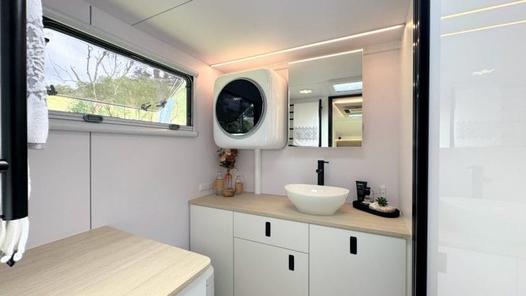 19′ show van 2025 (mid) 30th Anniversary