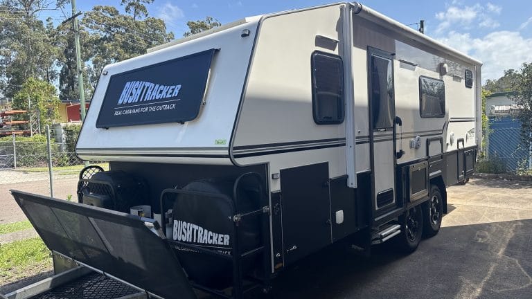 2020 Bushtracker 21' custom built (Full width)