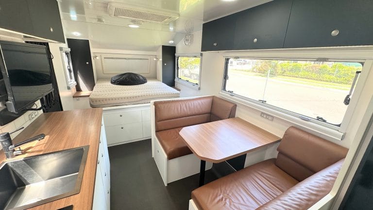 2020 Bushtracker 21' custom built (Full width)
