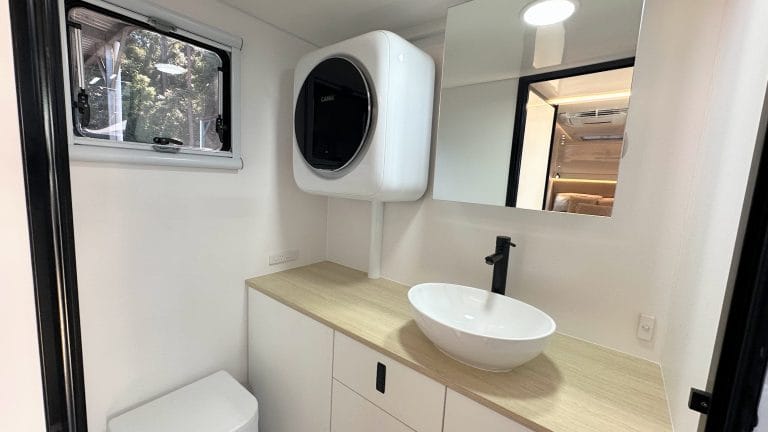 18′ show van 2026 (mid) 30th Anniversary