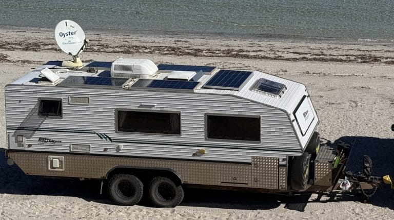 2015 Bushtracker 21' custom built (Full width)